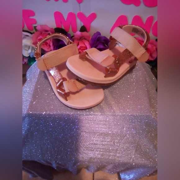#168👉🏼Toddler Girl Sandals - Picture 3 of 5